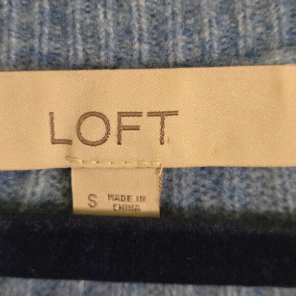 J.Crew Blue Ribbed Rhinestone Button Balloon Sleeve Sweater Size S - Picture 8 of 10